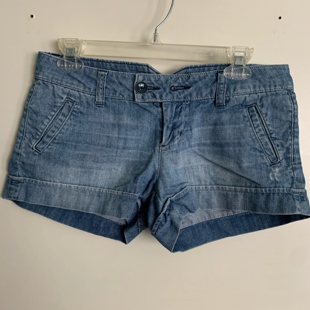 American Eagle Shorts Size 4